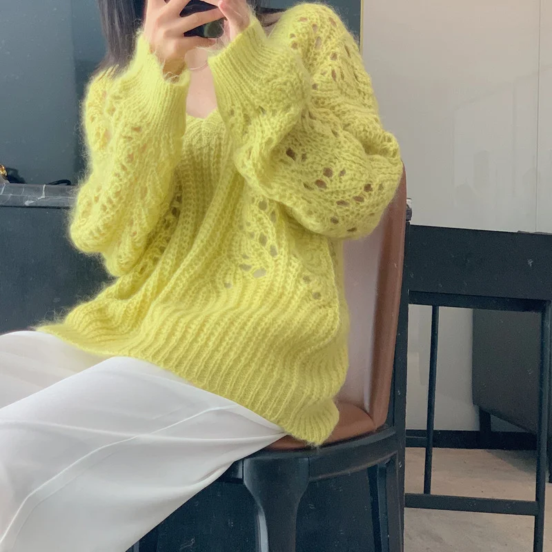 2022 Autumn New Fashion Women Sweater Korean Retro Loose Macaron Color Hollow Out Pullovers Oversize V Neck Mohair Knitted Top
2022 Autumn New Fashion Women Sweater Korean Retro Loose Macaron Color Hollow Out Pullovers Oversize V Neck Mohair Knitted Top