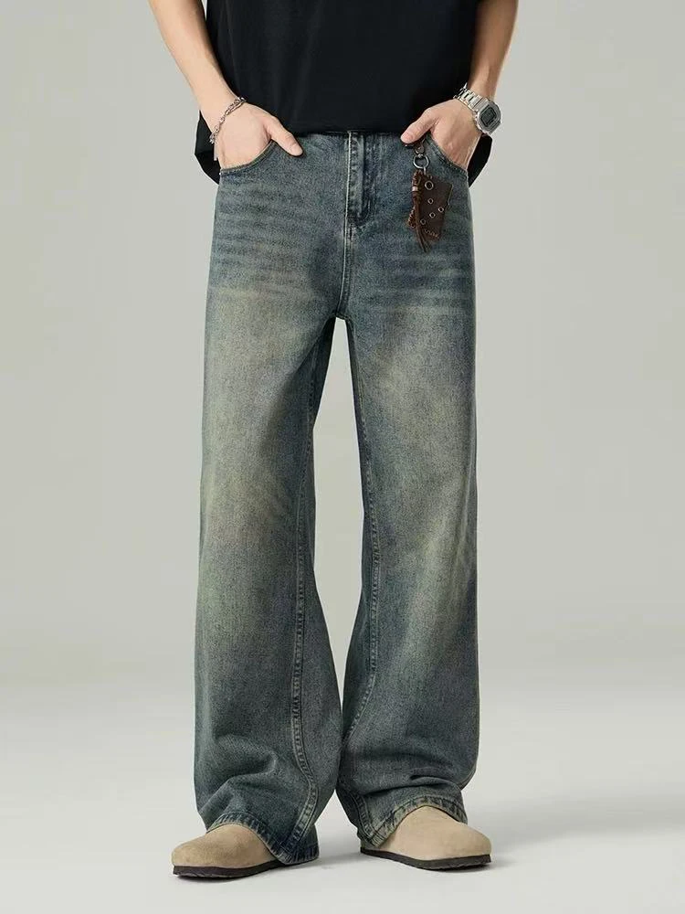 Новые винтажные джинсы для мужчин в американском стиле, свободные, повседневные, широкие, джинсовые брюки Y2K, мужские мешковатые прямые брюки, универсальные
Новые винтажные джинсы для мужчин в американском стиле, свободные, повседневные, широкие, джинсовые брюки Y2K, мужские мешковатые прямые брюки, универсальные