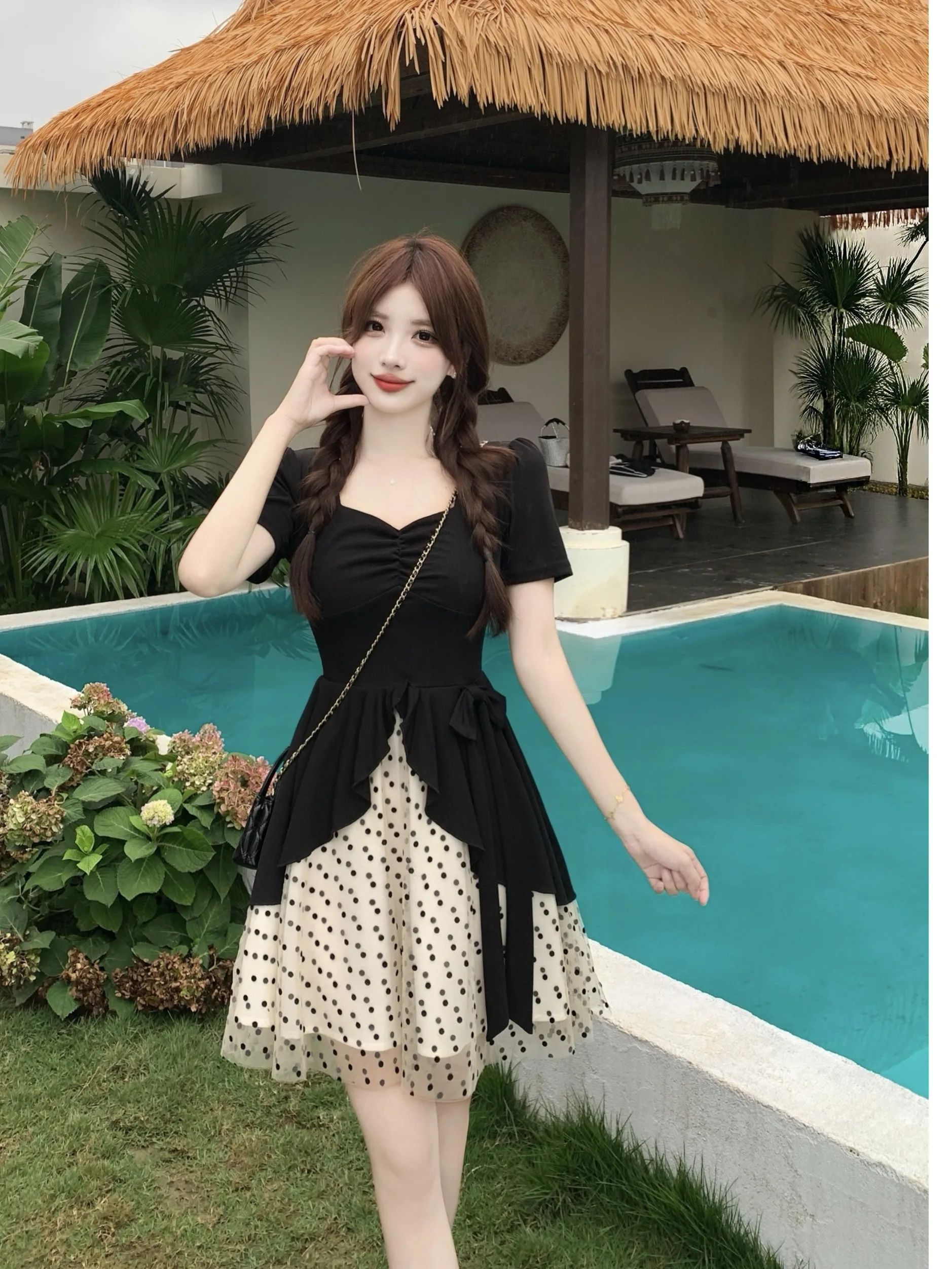 plus Size Women's Summer New Style Hepburn Polka Dot Mesh Splice Short Sleeve Dress High Waist A-Line Skirt Commute Korean Style
plus Size Women's Summer New Style Hepburn Polka Dot Mesh Splice Short Sleeve Dress High Waist A-Line Skirt Commute Korean Style