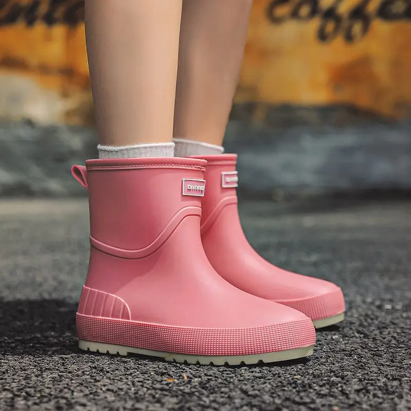 Women's Mid-Calf Rain Boots Slip-Resistant Kitchen Work Shoes Outdoor Wear Spring Autumn Season EVA Material PVC Outer
Women's Mid-Calf Rain Boots Slip-Resistant Kitchen Work Shoes Outdoor Wear Spring Autumn Season EVA Material PVC Outer