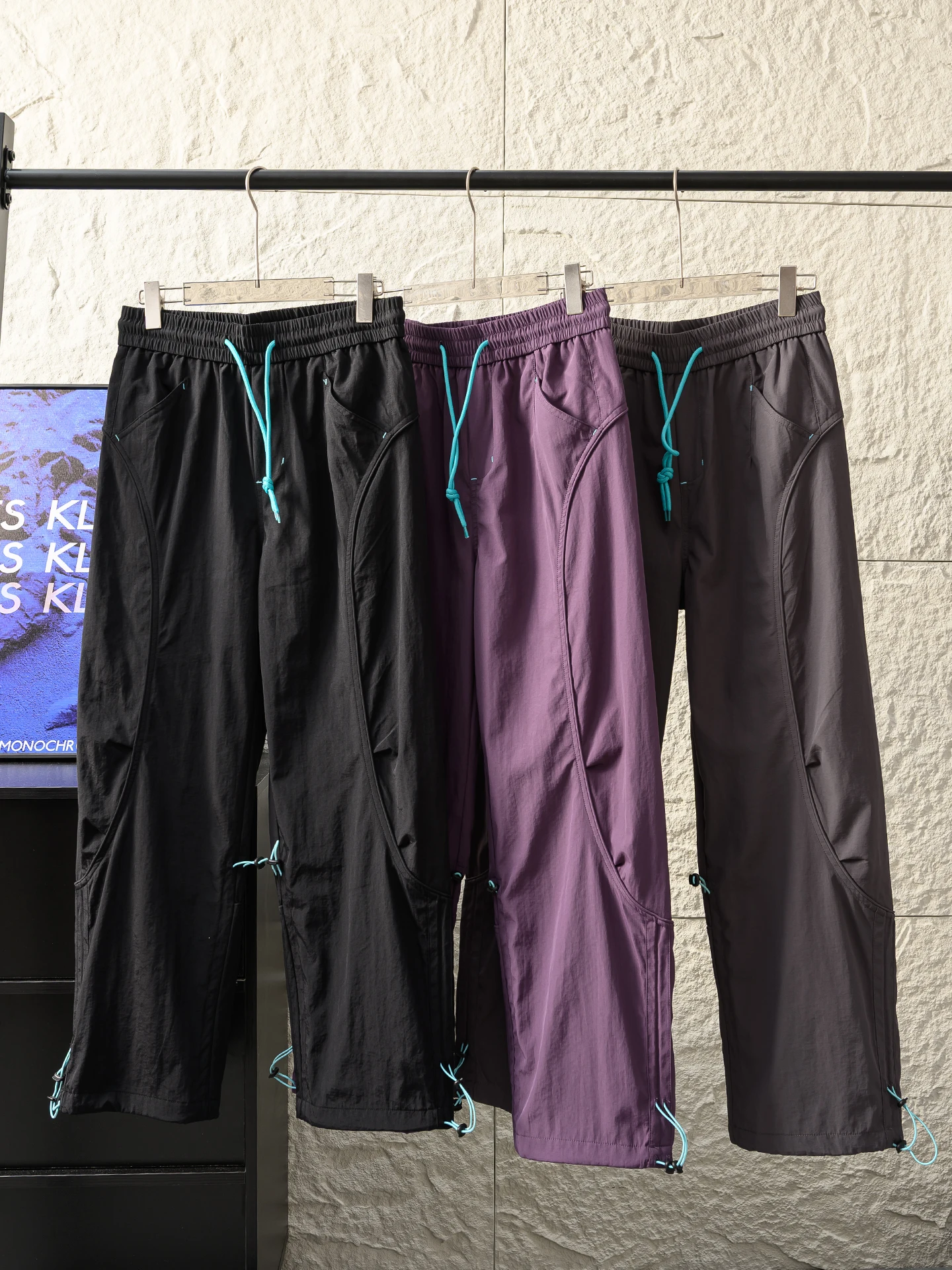 Outdoor Casual Trousers Straight Leg Breathable Water Resistant Lightweight Autumn Fashionable Couple Style Men's Women's
Outdoor Casual Trousers Straight Leg Breathable Water Resistant Lightweight Autumn Fashionable Couple Style Men's Women's