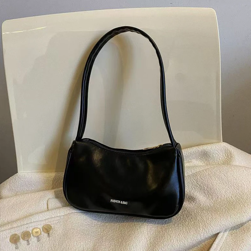 Daily Soft Leather Hobo Shoulder Bag, Simple Underarm Purse for Women Work, Weekend Getaways & Street Style
Daily Soft Leather Hobo Shoulder Bag, Simple Underarm Purse for Women Work, Weekend Getaways & Street Style