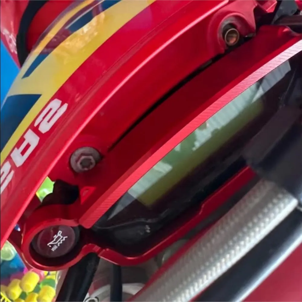 For GasGas 2021-2024 EC 300 EC250 EC 250F 350F ECF 250 350 Speedo Odometer Cover Guard For KTM FREERIDE 250R 300 E-XC 2015-2017
For GasGas 2021-2024 EC 300 EC250 EC 250F 350F ECF 250 350 Speedo Odometer Cover Guard For KTM FREERIDE 250R 300 E-XC 2015-2017