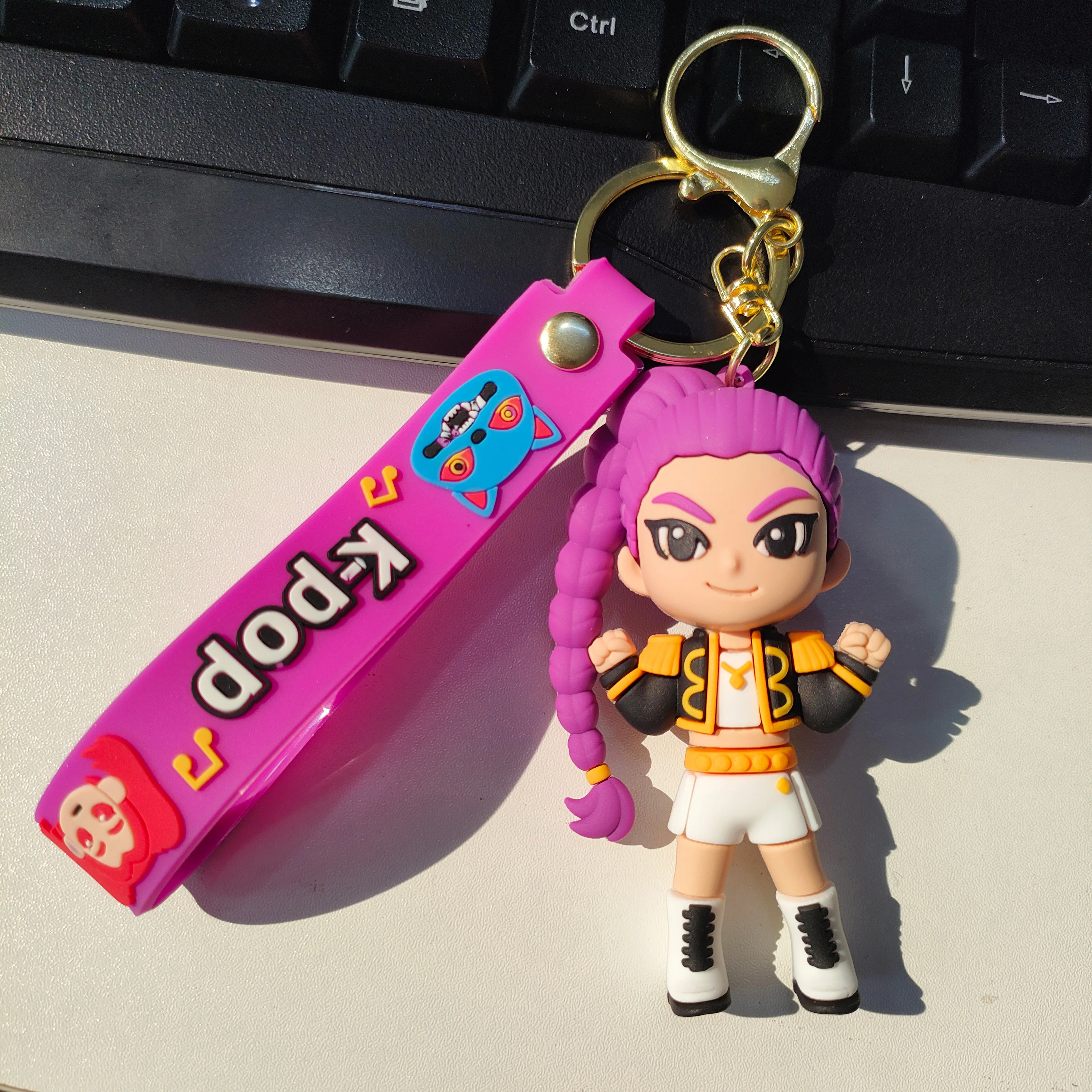 new Cute Cartoon Anime keychain cartoon anime 3D doll bag car pendant small gift
new Cute Cartoon Anime keychain cartoon anime 3D doll bag car pendant small gift