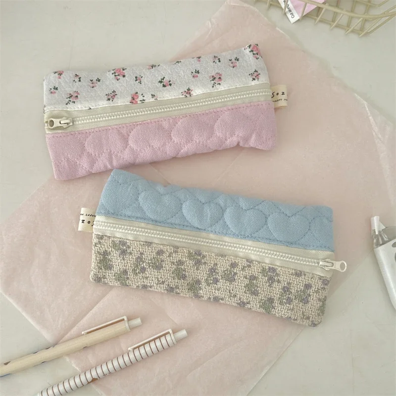 Retro Floral College Girls Pencil Case Cute Portable Ladies Stationery Storage Bag Sweet Flower Female Small Cosmetic Bags Purse
Retro Floral College Girls Pencil Case Cute Portable Ladies Stationery Storage Bag Sweet Flower Female Small Cosmetic Bags Purse