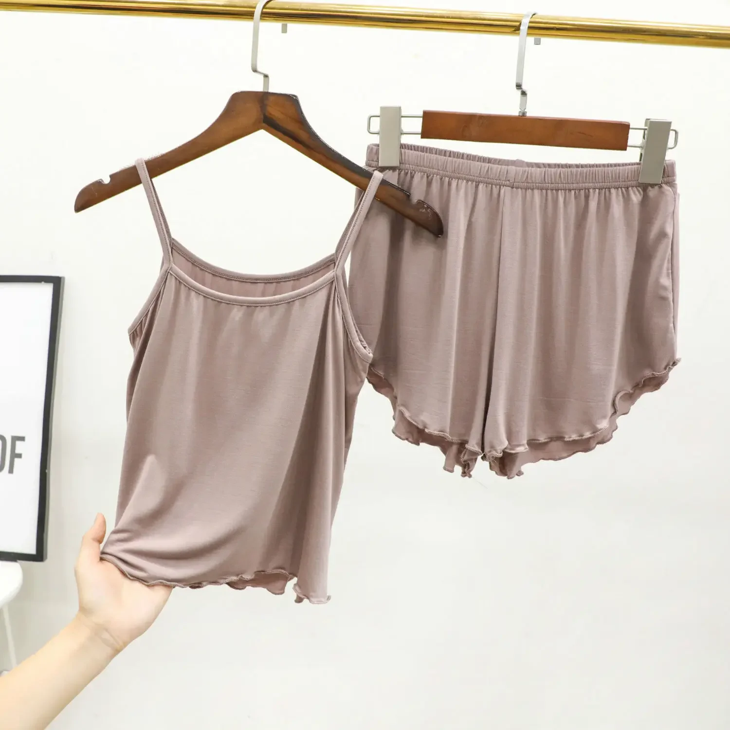 Women's Pajama Set Pajamas T-Shirts Shorts Pink Heart-Shaped Print Round Neck T-Shirt Ice Silk Top Comfortable Casual Summer
Women's Pajama Set Pajamas T-Shirts Shorts Pink Heart-Shaped Print Round Neck T-Shirt Ice Silk Top Comfortable Casual Summer 