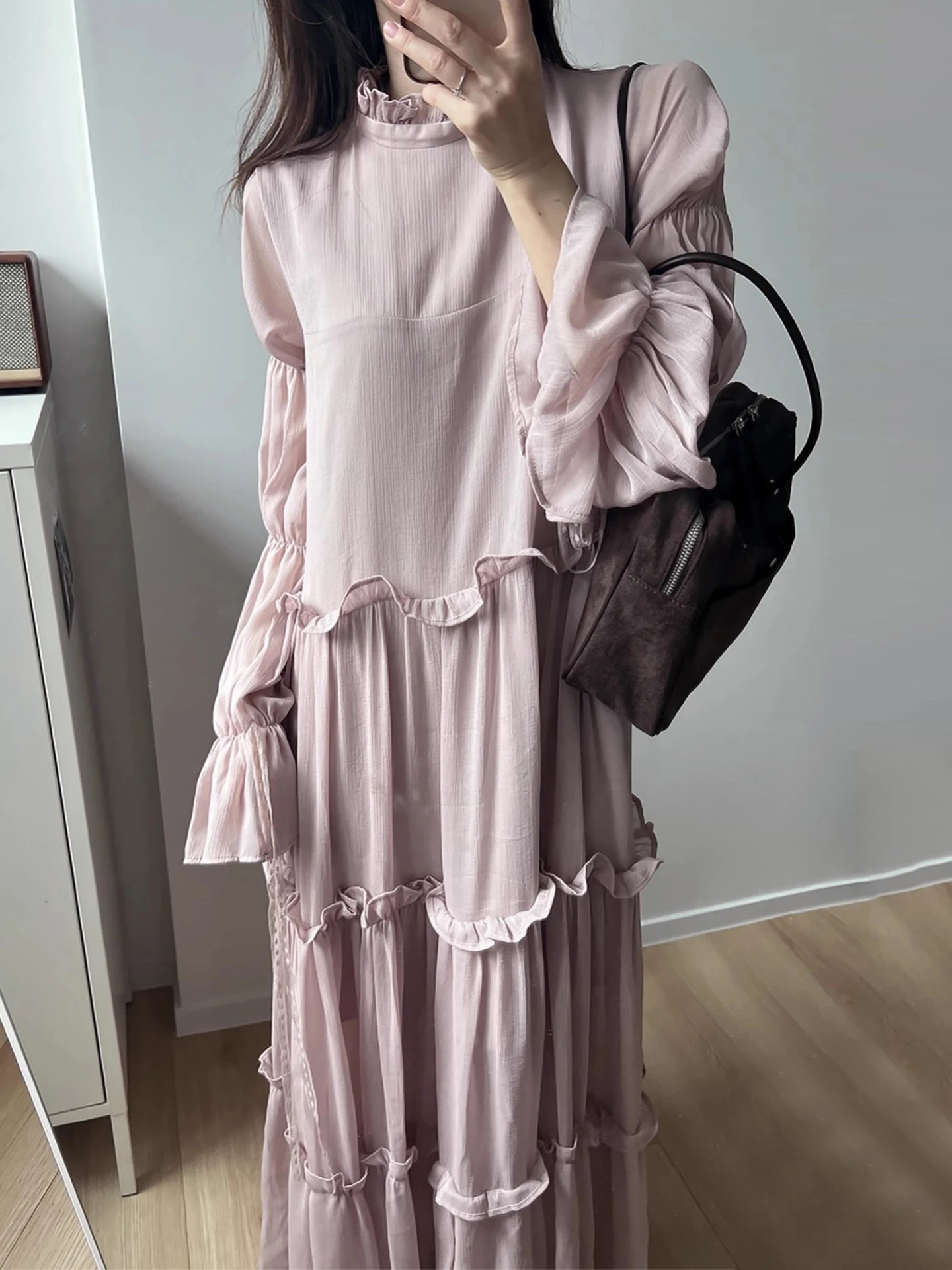 Sweet Sle Color Csole Dr Women's New Autumn Splicing Wooden Ruffle Cake Skirt Long Dr Two-Piece Set
Sweet Sle Color Csole Dr Women's New Autumn Splicing Wooden Ruffle Cake Skirt Long Dr Two-Piece Set