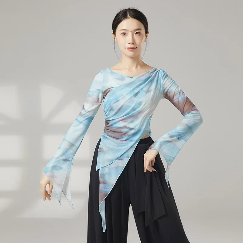Adult Gradient Mesh Ruched Asymmetric Hem Belly Dance Long Flare Sleeve Blouse Top Costume for Women Dancing Clothes Clothing
Adult Gradient Mesh Ruched Asymmetric Hem Belly Dance Long Flare Sleeve Blouse Top Costume for Women Dancing Clothes Clothing