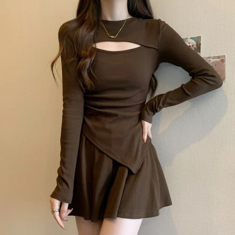 2025 New Hepburn Style Long Sleeve Dress Women's Autumn Winter Slimming Two Piece Set Fashionable Casual Elegant Skirt
2025 New Hepburn Style Long Sleeve Dress Women's Autumn Winter Slimming Two Piece Set Fashionable Casual Elegant Skirt