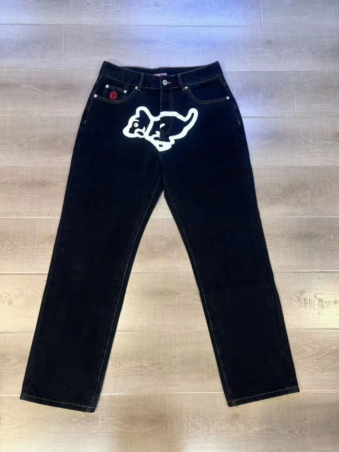 Top Grade ICECREAM Embroidery Running Dog Men Straight Denim Pants Loose Fit YKK Zipper Casual Denim Jeans Pants Trousers
Top Grade ICECREAM Embroidery Running Dog Men Straight Denim Pants Loose Fit YKK Zipper Casual Denim Jeans Pants Trousers