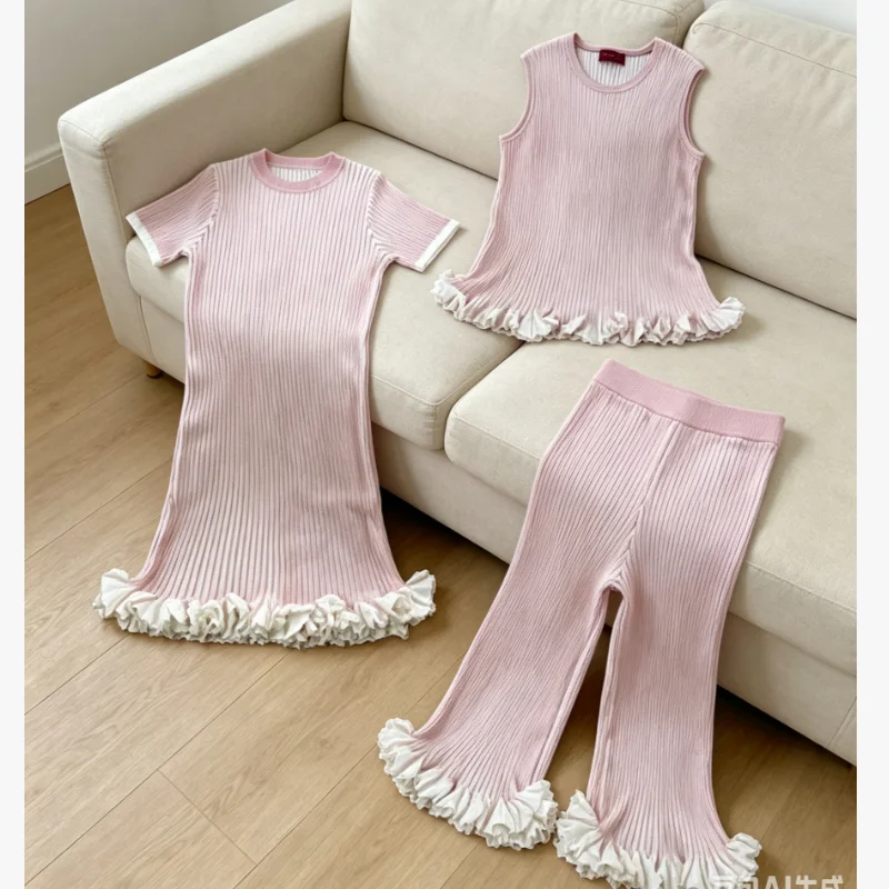 Girls' Dress 2026 Summer New Pink Fashionable Lace Cute Children's Knitted Dress Cotton Short Sleeved T-shirt Wide Leg Pants Set
Girls' Dress 2026 Summer New Pink Fashionable Lace Cute Children's Knitted Dress Cotton Short Sleeved T-shirt Wide Leg Pants Set