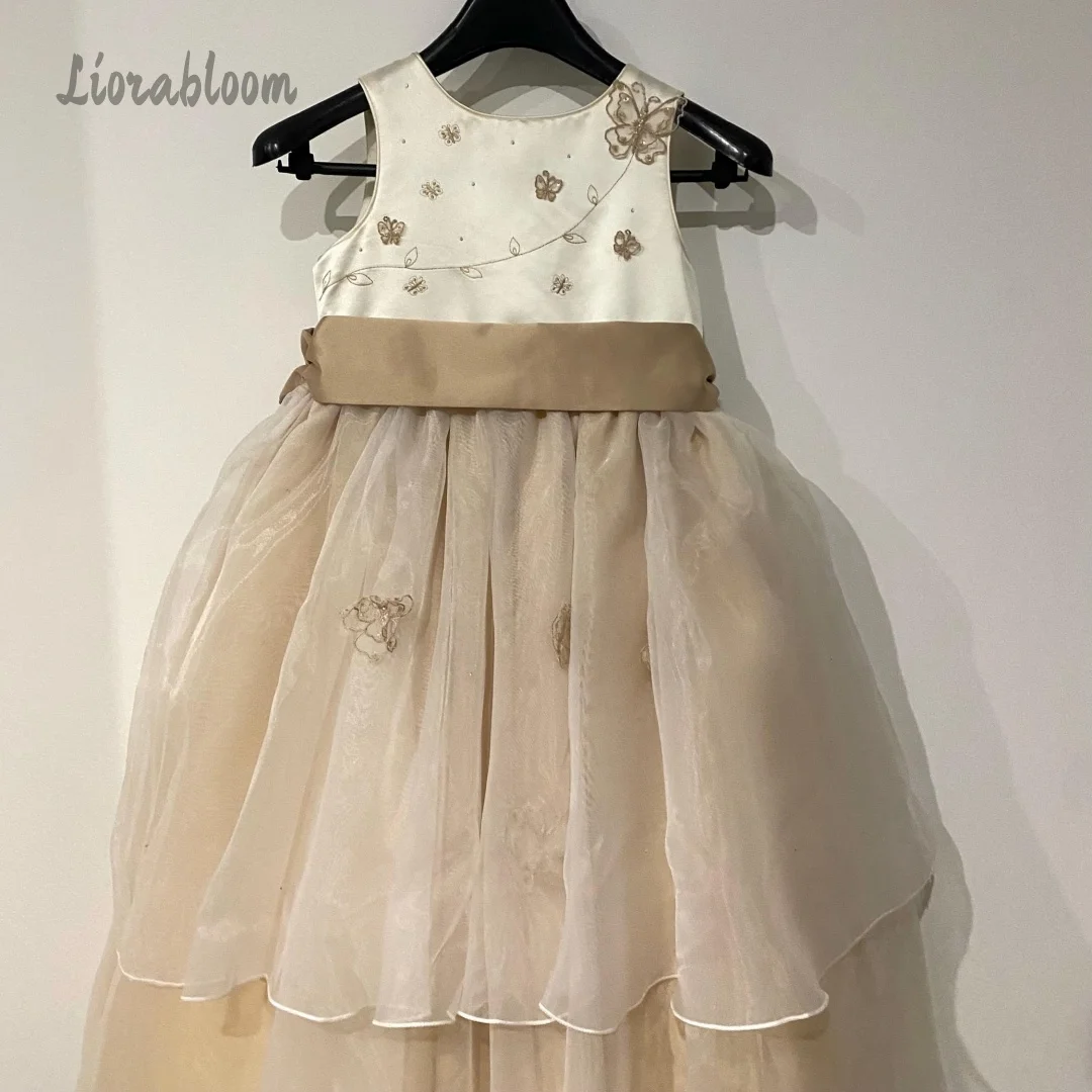 Girls' Embroidered Accent Dress Custom Flower Girl Gowns Formal Wear Wedding Party Attire Dress свадебное платье
Girls' Embroidered Accent Dress Custom Flower Girl Gowns Formal Wear Wedding Party Attire Dress свадебное платье