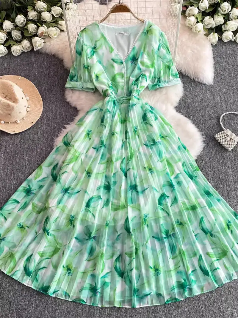 French Retro Temperament V-Neck Floral Dress For Women's Summer 2024 New Collection Slimming Pleated Chiffon A-Line Dress K1935
French Retro Temperament V-Neck Floral Dress For Women's Summer 2024 New Collection Slimming Pleated Chiffon A-Line Dress K1935