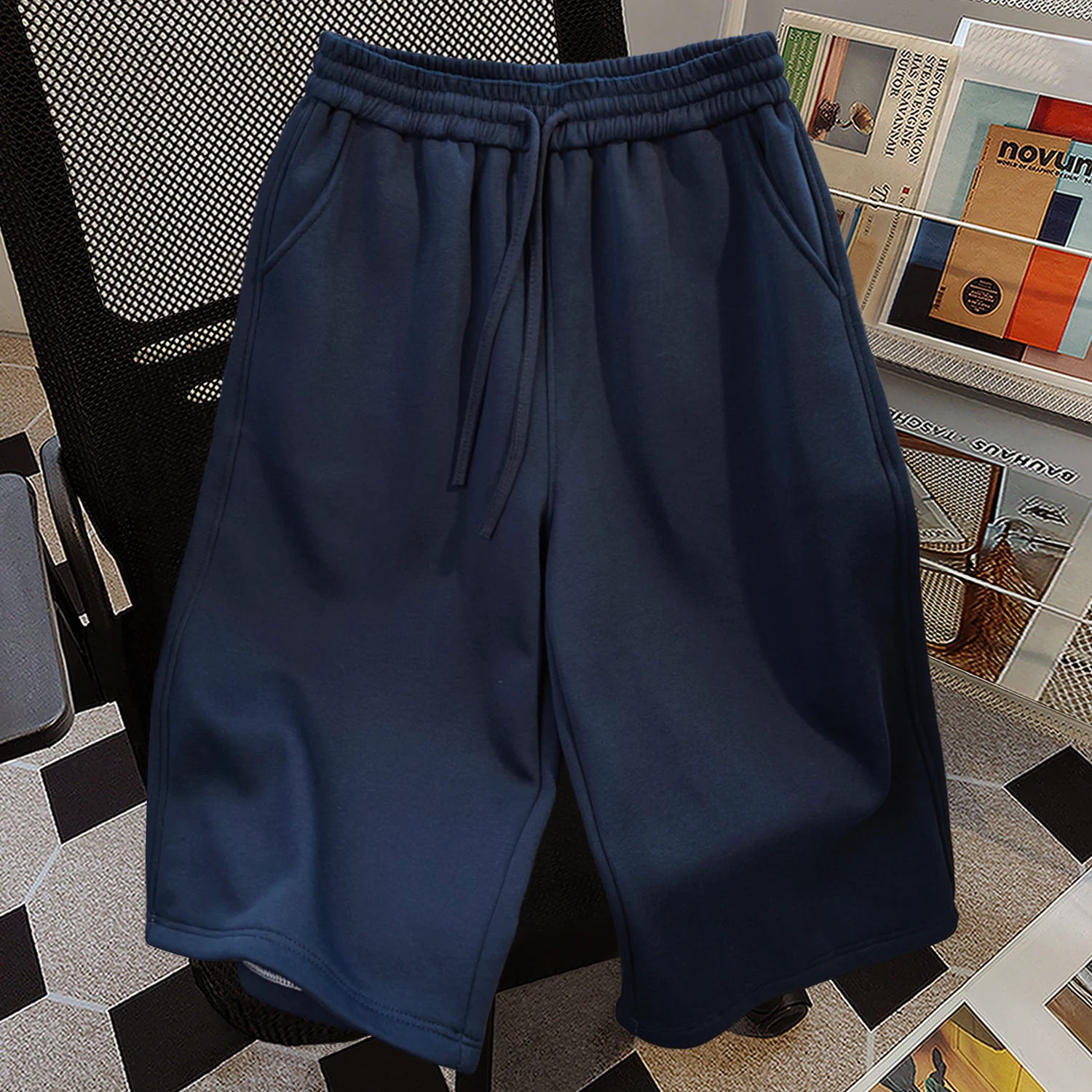 American Design Simple Sporty Casual Loose Seven-Foot Pants for Men And Women Summer Loose Color Drawstring Trousers
American Design Simple Sporty Casual Loose Seven-Foot Pants for Men And Women Summer Loose Color Drawstring Trousers