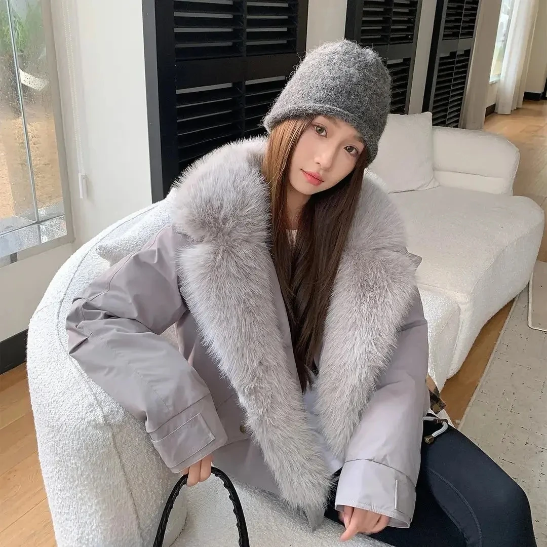 Black Short Cotton Jacket Women's 2026 Winter New Korean version Loose Detachable Big fur collar Jackets Female Thicken Outwear
Black Short Cotton Jacket Women's 2026 Winter New Korean version Loose Detachable Big fur collar Jackets Female Thicken Outwear