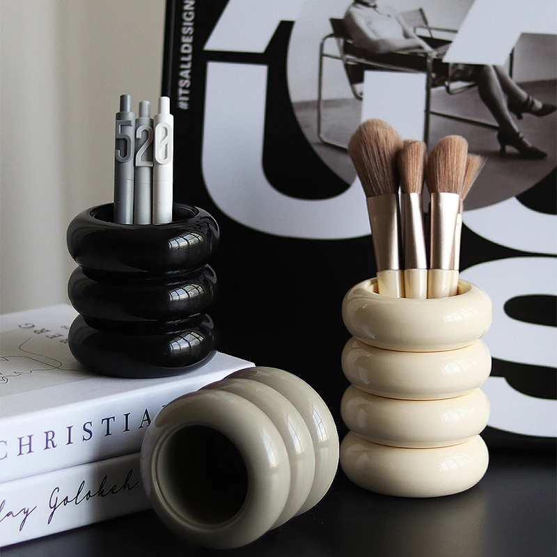 Pen Holder Large Capacity Round Makeup Brush Box Keep Tidy Creative Design Desktop Makeup Brush Pencil Holder Container
Pen Holder Large Capacity Round Makeup Brush Box Keep Tidy Creative Design Desktop Makeup Brush Pencil Holder Container