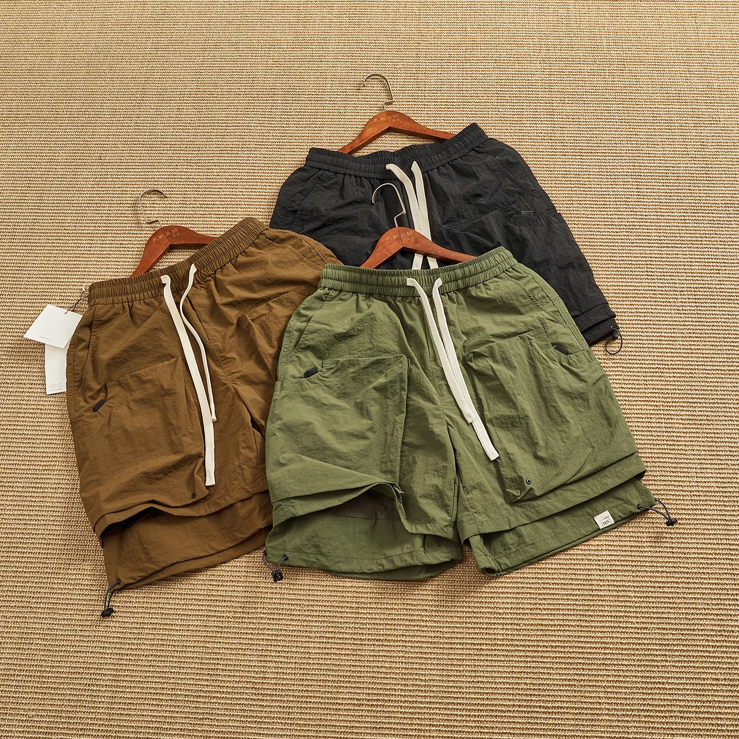 Функциональные рабочие шорты с сетчатой подкладкой, быстросохнущие, на шнурке, легкие, для активного отдыха, с множеством карманов, дышащие, летние, повседневные брюки
Функциональные рабочие шорты с сетчатой подкладкой, быстросохнущие, на шнурке, легкие, для активного отдыха, с множеством карманов, дышащие, летние, повседневные брюки