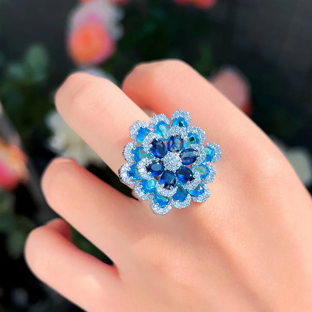 Elegant and Luxurious Super Sparkling Blue Zirconia 3D Design Big Flower Open Ring Women's Dinner Party Jewelry
Elegant and Luxurious Super Sparkling Blue Zirconia 3D Design Big Flower Open Ring Women's Dinner Party Jewelry