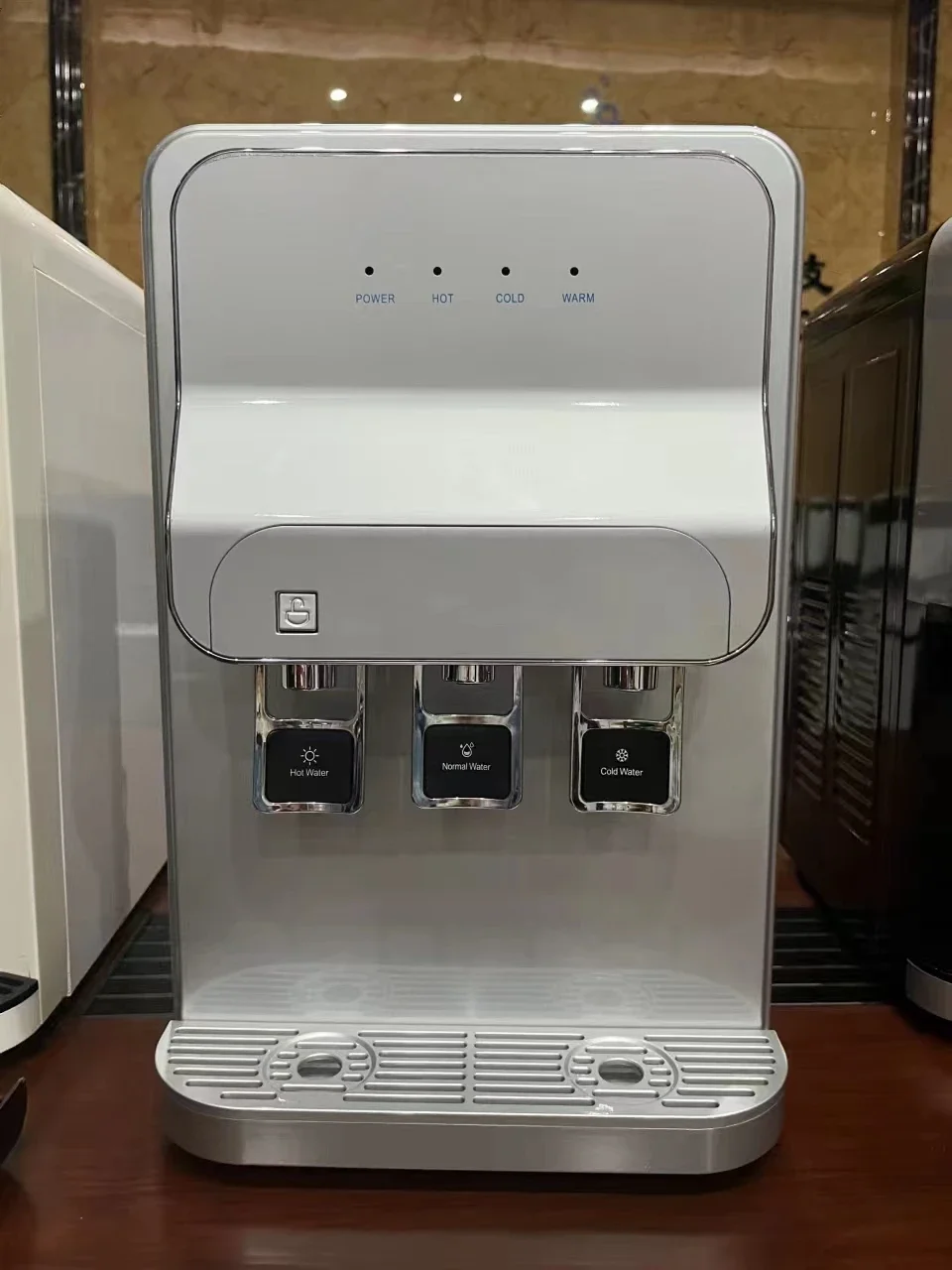 *d%#V Desktop Compressor Water Dispenser with Cold and Hot Water Cooler.w
*d%#V Desktop Compressor Water Dispenser with Cold and Hot Water Cooler.w