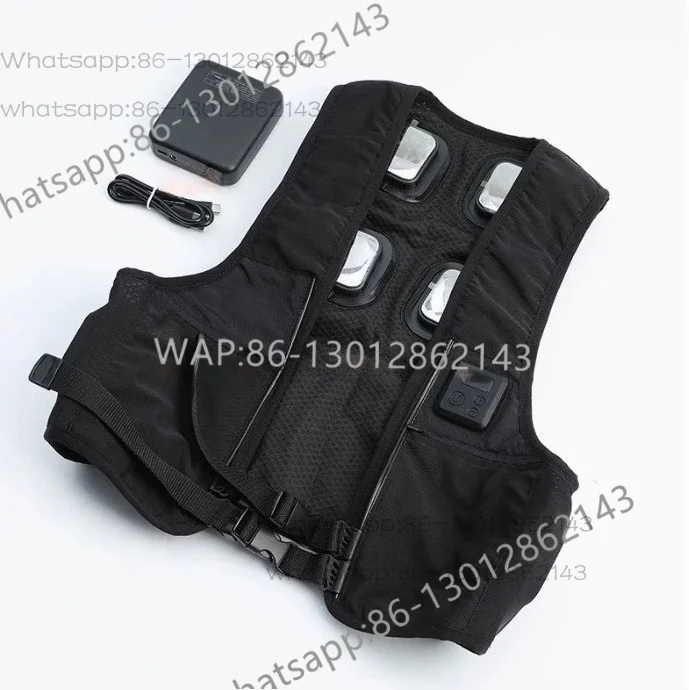 Semiconductor cooling clothing, wearable air-conditioned clothing, fan vest for outdoor workplaces in summer.
Semiconductor cooling clothing, wearable air-conditioned clothing, fan vest for outdoor workplaces in summer.