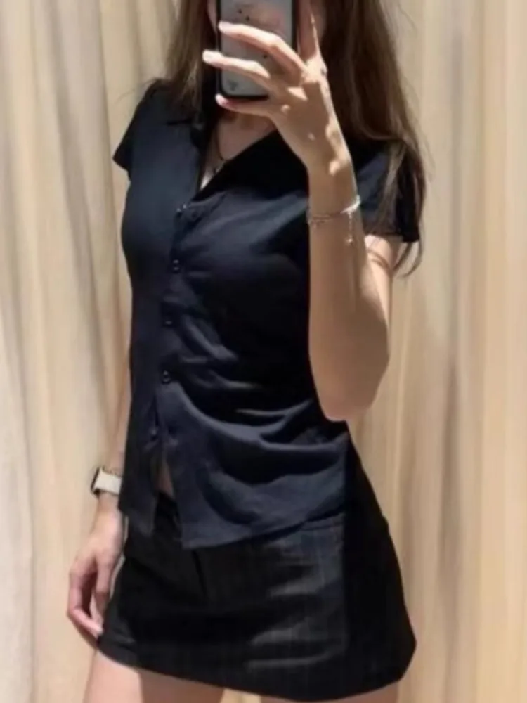 Vintage Black Button Blouse Top Women New Streetwear Casual Lapel Short Sleeve Tees Harajuku Chic Preppy Style T-shirts Y2K Tops
Vintage Black Button Blouse Top Women New Streetwear Casual Lapel Short Sleeve Tees Harajuku Chic Preppy Style T-shirts Y2K Tops