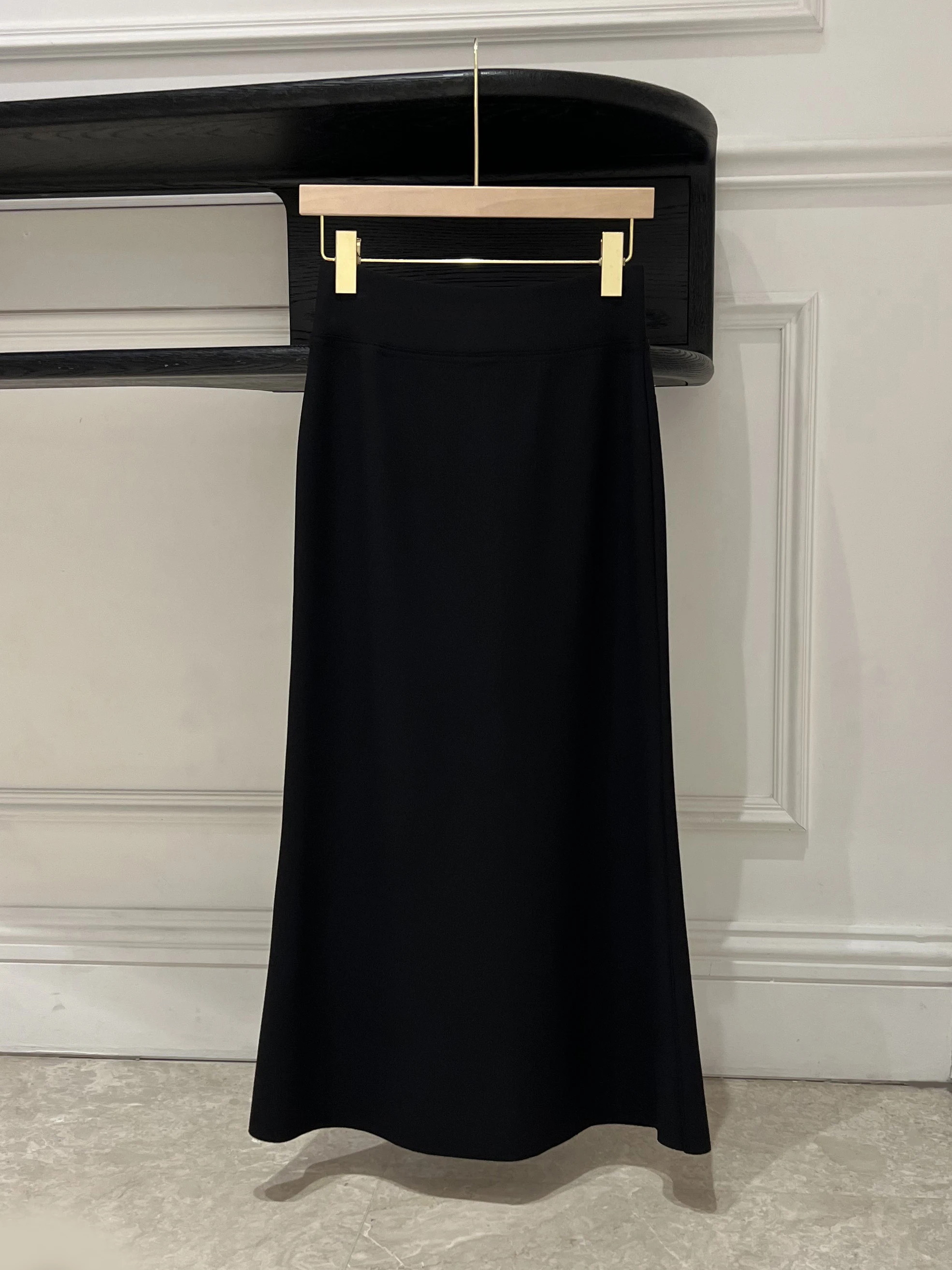 Spring New High Waist Slim A-Line Midi Skirt Women's Fashion Fish Tail Half Body Skirt Versatile Color Polyester Blend
Spring New High Waist Slim A-Line Midi Skirt Women's Fashion Fish Tail Half Body Skirt Versatile Color Polyester Blend