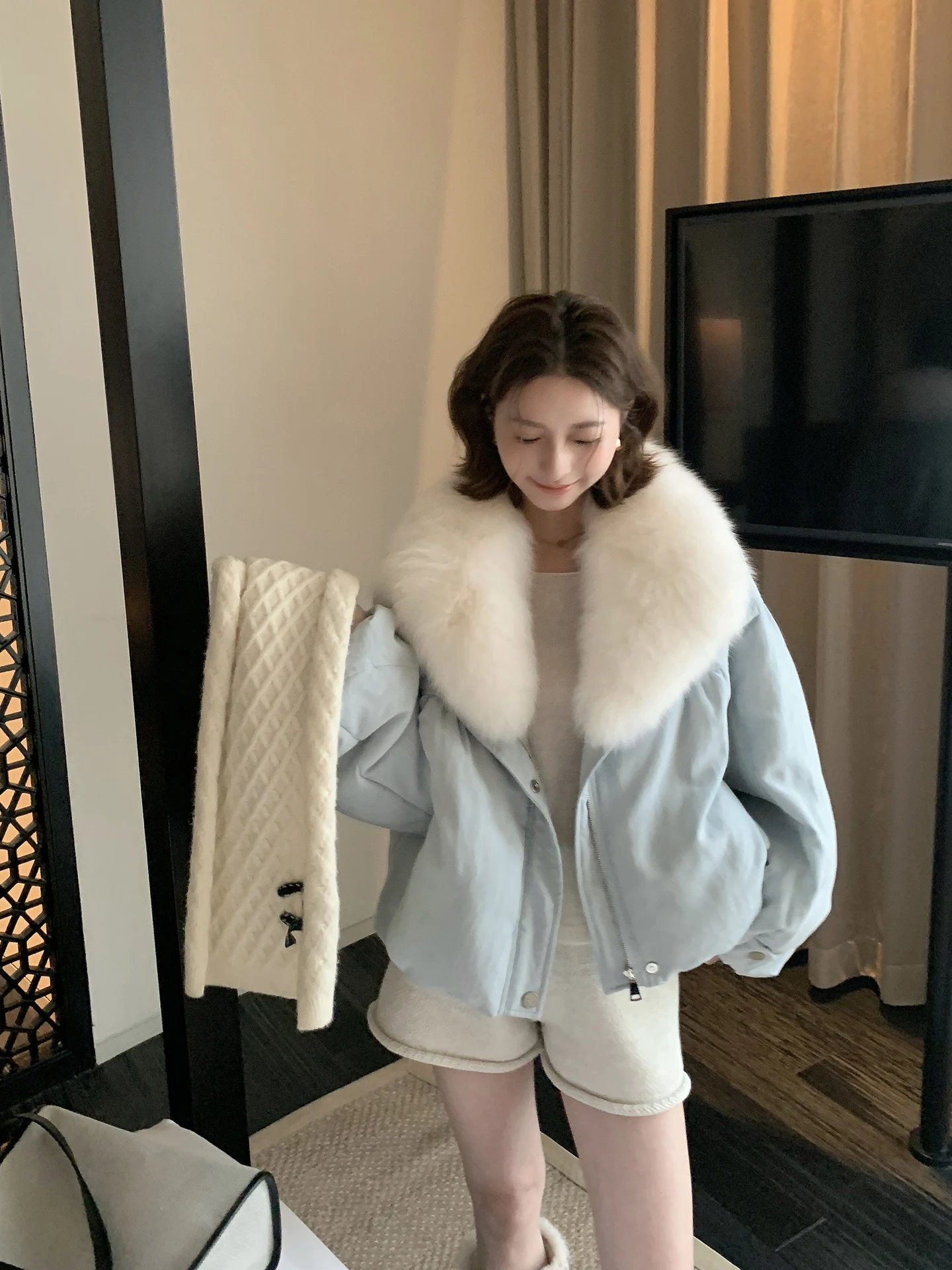 Women's ort down Jaet White Goose down Fur Collar Fluffy Warm Padded Coat Ladylike Commute Sle Thi Winter Outerwear
Women's ort down Jaet White Goose down Fur Collar Fluffy Warm Padded Coat Ladylike Commute Sle Thi Winter Outerwear