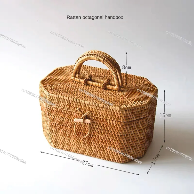 Kitchen Handwoven Rattan Storage Box with Handle Wicker Ornament Box Tea Food Container Picnic Bread Fruit Cake Basket Organizer
Kitchen Handwoven Rattan Storage Box with Handle Wicker Ornament Box Tea Food Container Picnic Bread Fruit Cake Basket Organizer