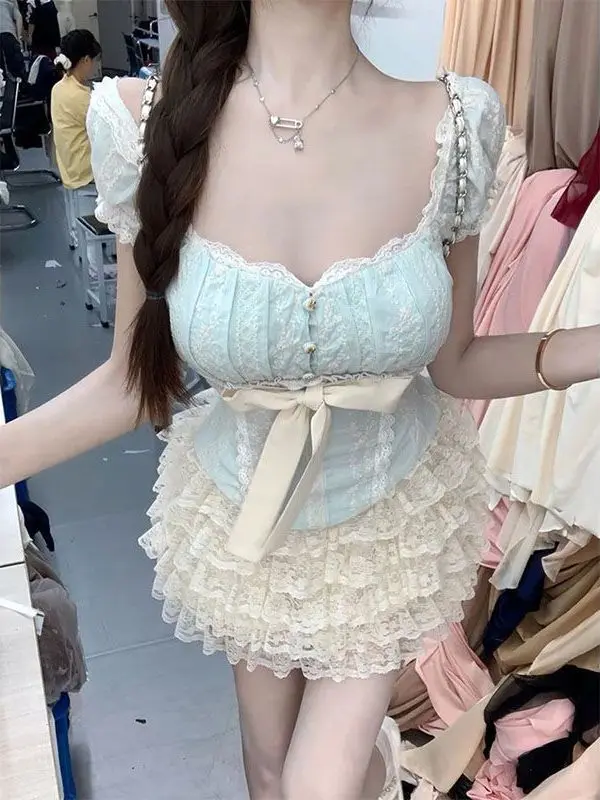 Elegant Lace Square Collar Top And Cake Skirt Set Women's Fashion Summer Outfit Short Sleeve Two-Piece Ensemble Pure Desire
Elegant Lace Square Collar Top And Cake Skirt Set Women's Fashion Summer Outfit Short Sleeve Two-Piece Ensemble Pure Desire