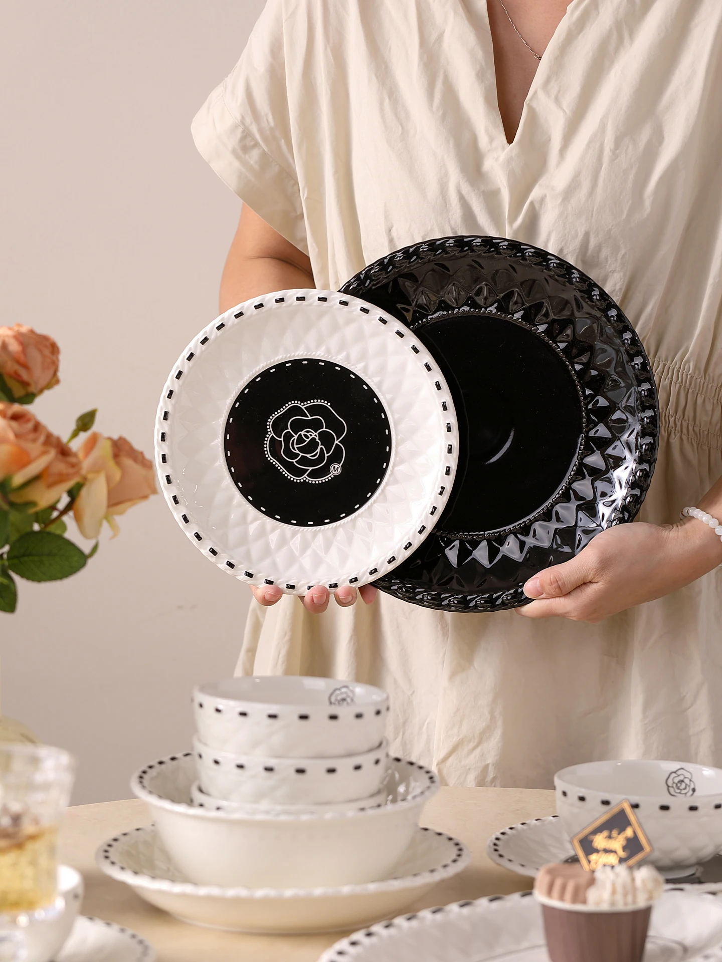 Retro Luxury Cerc Dining Set Bowl Plate Combination High Aesthetic Value 2026 New Model Ele Home Rice Bowl Di Plate
Retro Luxury Cerc Dining Set Bowl Plate Combination High Aesthetic Value 2026 New Model Ele Home Rice Bowl Di Plate