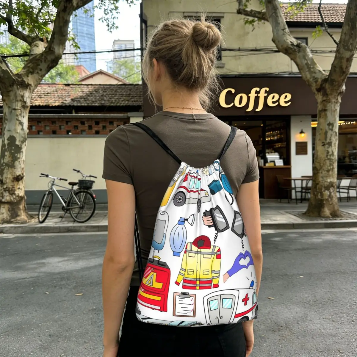 Enfermera En Apuros Doctor Nurse Backpacks Fashion Drawstring Bundle Pocket Shoes Bag Book Bags for Man Woman School
Enfermera En Apuros Doctor Nurse Backpacks Fashion Drawstring Bundle Pocket Shoes Bag Book Bags for Man Woman School