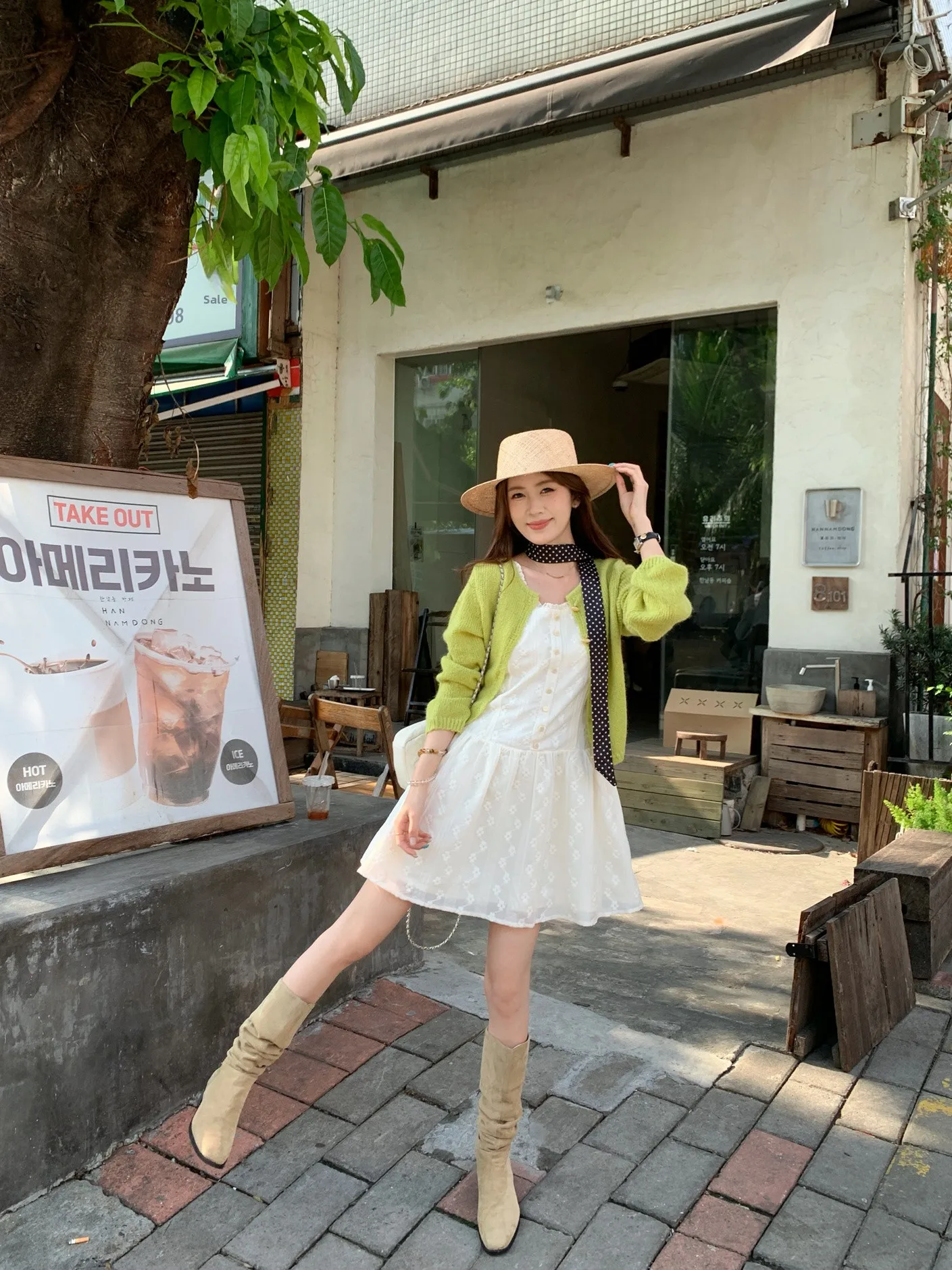 Early Spring Knitted Cardigan And Dress Set with Sash Women's Fashion Two-Piece Suit Spring Inner Wear Short Skirt with Horn ...
Early Spring Knitted Cardigan And Dress Set with Sash Women's Fashion Two-Piece Suit Spring Inner Wear Short Skirt with Horn ...