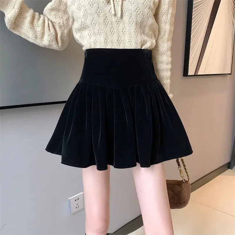 Autumn Winter Black Pleated Skirt for Women Velvet Cute A-line Mini Skirt Shorts Sweet Fashionable Korean Style Female Clothing
Autumn Winter Black Pleated Skirt for Women Velvet Cute A-line Mini Skirt Shorts Sweet Fashionable Korean Style Female Clothing