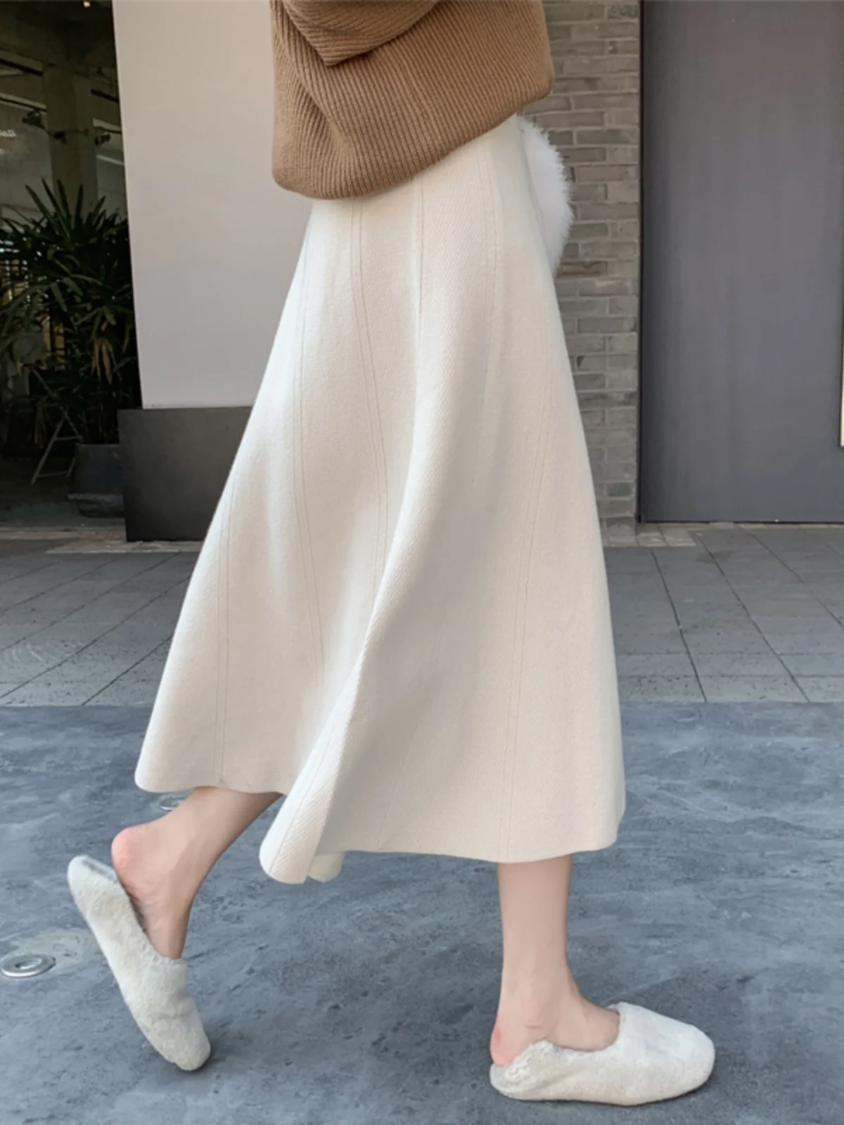 Emily Clud Recommended Knitted A-Line Midi Skirt High Waist Thiened Wool Blend Women's Faion Autumn Winter Clothing
Emily Clud Recommended Knitted A-Line Midi Skirt High Waist Thiened Wool Blend Women's Faion Autumn Winter Clothing