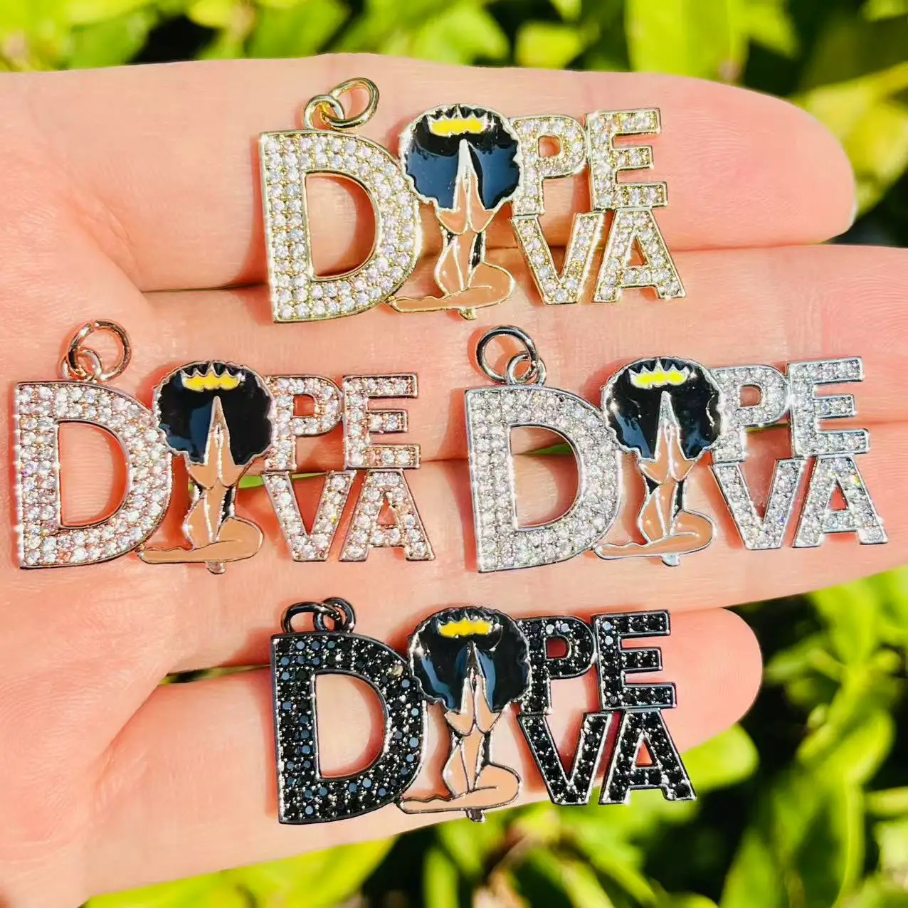 5Pcs Zircon Pave Copper DIVA DOPE Queen Yoga Charms Accessories DIY Gift for Women Jewelry Making
5Pcs Zircon Pave Copper DIVA DOPE Queen Yoga Charms Accessories DIY Gift for Women Jewelry Making