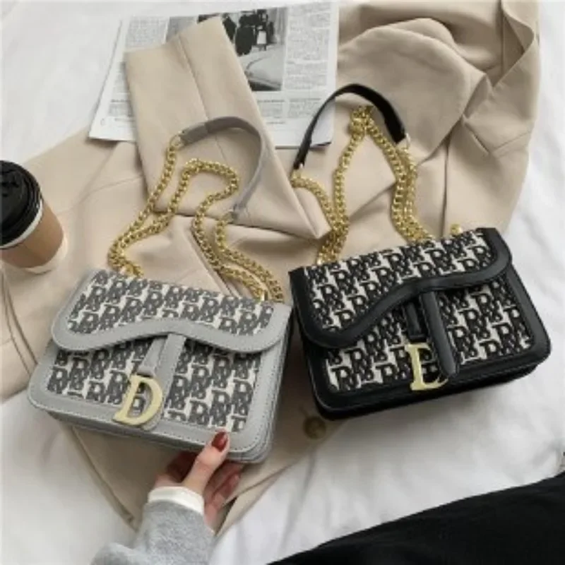 Famous Designer Popular Classic Elegant Handbags Leather, Ladies Crossbody Shoulder Bag Versatile And Chic For Evening Events
Famous Designer Popular Classic Elegant Handbags Leather, Ladies Crossbody Shoulder Bag Versatile And Chic For Evening Events