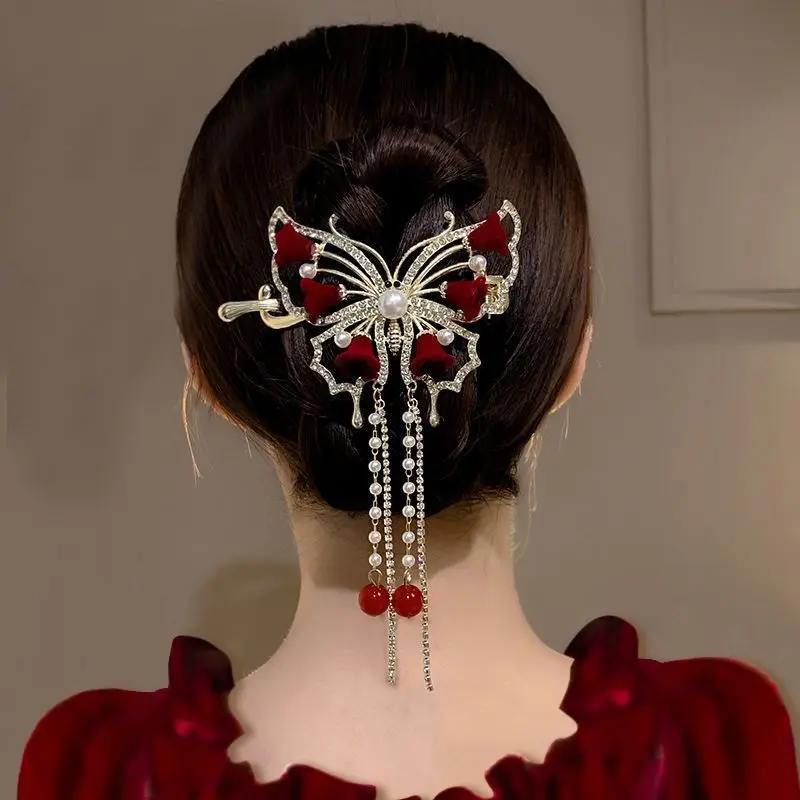 Female Elegant Temperament Butterfly Red Rose Tassel Twist Hair Clip Women Barrettes Hairpins New Headwear Hair Accessories
Female Elegant Temperament Butterfly Red Rose Tassel Twist Hair Clip Women Barrettes Hairpins New Headwear Hair Accessories