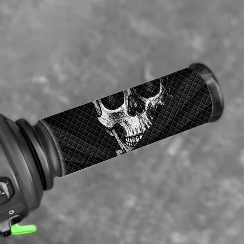 2Pcs Peeking Skull Handlebar Sticker, Diamond Pattern Waterproof Anti-Slip Decal for E-Bike, Bike & Scooter Mod
2Pcs Peeking Skull Handlebar Sticker, Diamond Pattern Waterproof Anti-Slip Decal for E-Bike, Bike & Scooter Mod