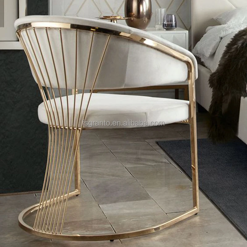 Изготовленный на заказ скандинавский бархатный обеденный стул, роскошная мебель для дома, кресла для ресторана, золотые стулья для отдыха из нержавеющей стали для столовой Ro
Изготовленный на заказ скандинавский бархатный обеденный стул, роскошная мебель для дома, кресла для ресторана, золотые стулья для отдыха из нержавеющей стали для столовой Ro