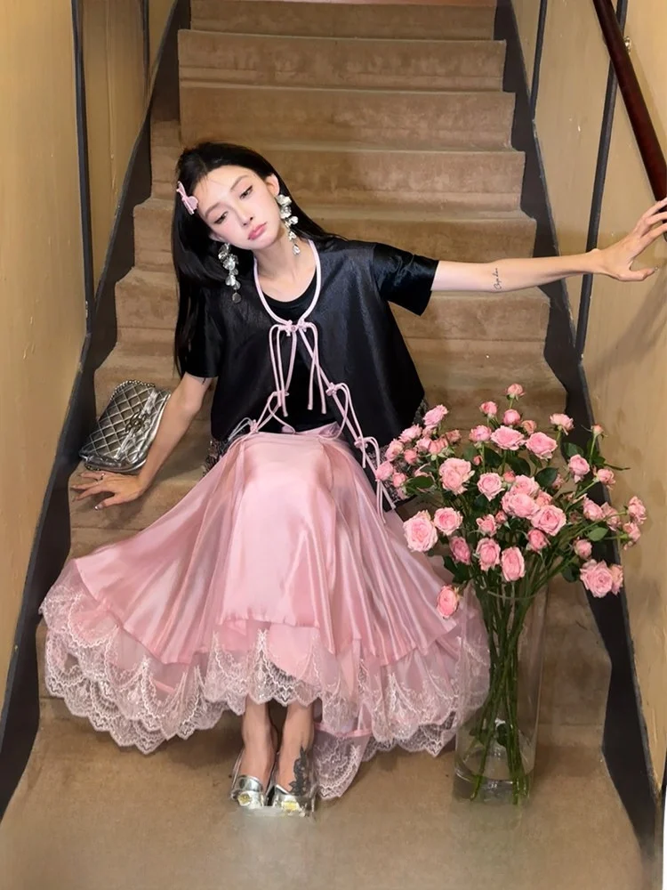PITAO Original Chinese Style T-Shirt Vest Shorts Skirt Set Women's Fashion Summer Outfit National Trend Design Casual Wear
PITAO Original Chinese Style T-Shirt Vest Shorts Skirt Set Women's Fashion Summer Outfit National Trend Design Casual Wear
