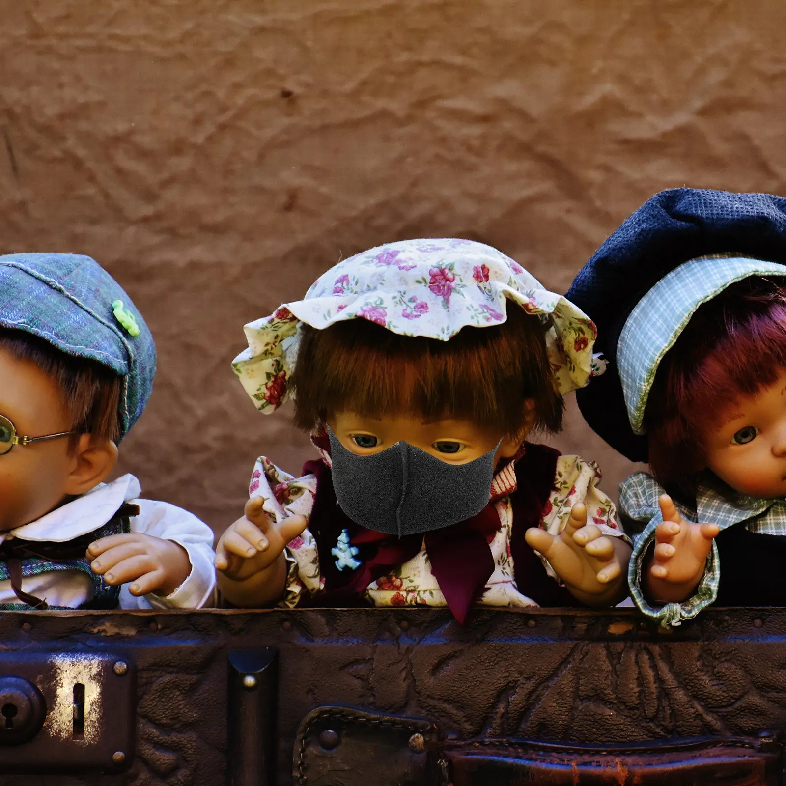 6Pcs 3D Design Soft Cotton Face Masks for Miniature Accessories Dollhouse DIY Costume Props Unique and Charming
6Pcs 3D Design Soft Cotton Face Masks for Miniature Accessories Dollhouse DIY Costume Props Unique and Charming