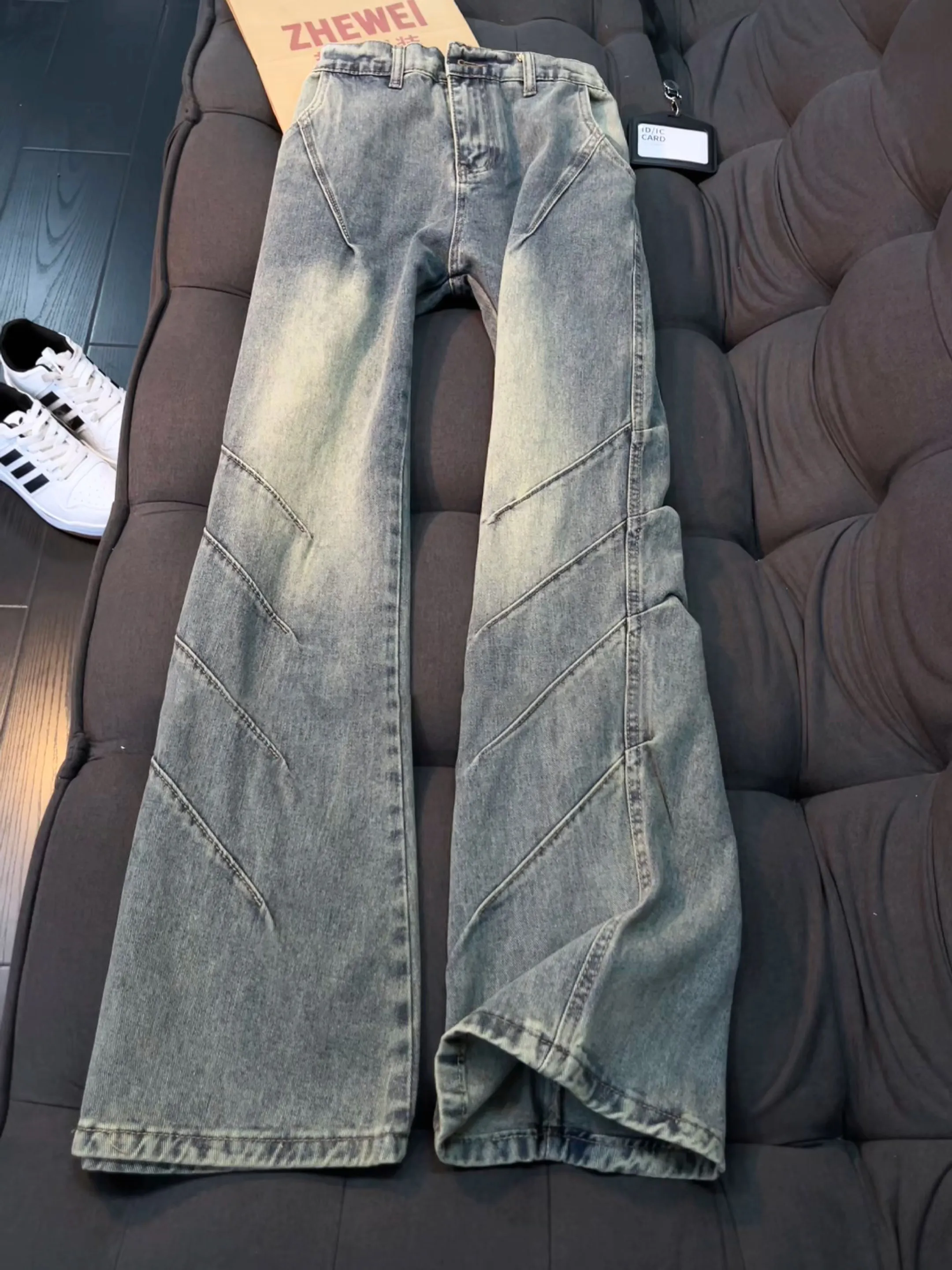 Retro Blue ark Fin Pleated Bent Knife Jeans Men's American Vibe Flared Straight Leg Design Sense Casual Loose Fit Jeans
Retro Blue ark Fin Pleated Bent Knife Jeans Men's American Vibe Flared Straight Leg Design Sense Casual Loose Fit Jeans