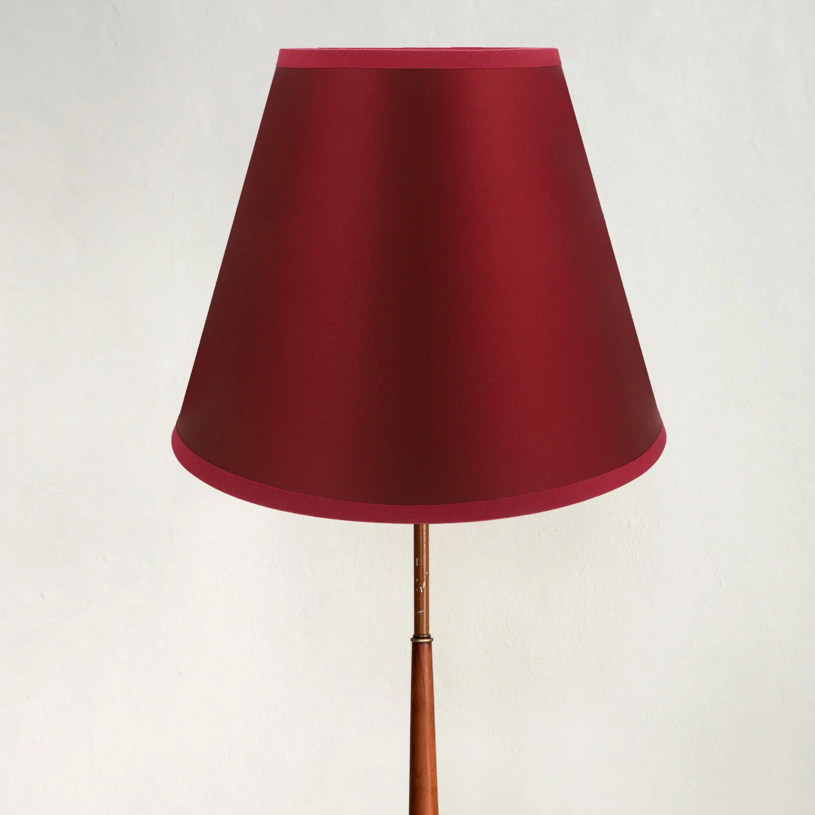 Stylish Small Cloth Metal Lampshade E27/E14 Replacement Wall Shade Drum Retro Decorative Soft Light Durable Long-Lasting Home
Stylish Small Cloth Metal Lampshade E27/E14 Replacement Wall Shade Drum Retro Decorative Soft Light Durable Long-Lasting Home