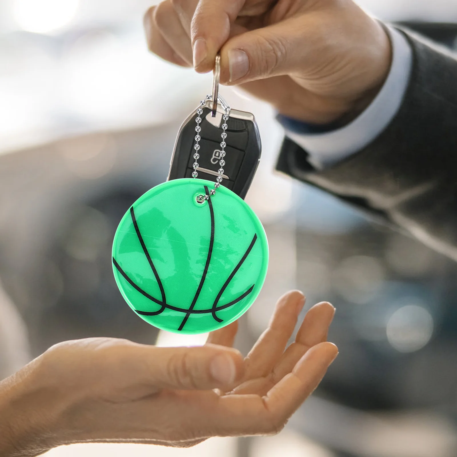 6pcs Reflective Basketball Pendants 6cm Keychains Plastic Pendants Kids Night Sports Wear Backpack Accessories Bike
6pcs Reflective Basketball Pendants 6cm Keychains Plastic Pendants Kids Night Sports Wear Backpack Accessories Bike