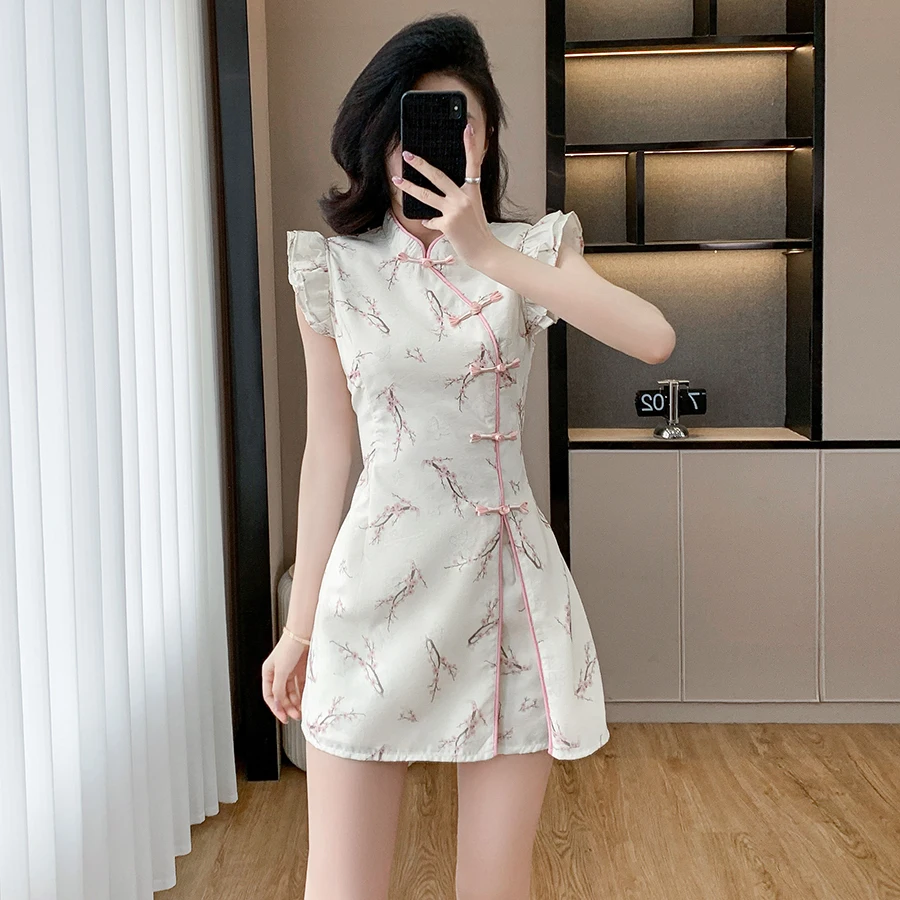 Women's Summer New Fashion Fly Sleeve Cheongsam Dress + Shorts Set Sweet Chinese Style Qipao Outfit Elegant Floral Print Suits
Women's Summer New Fashion Fly Sleeve Cheongsam Dress + Shorts Set Sweet Chinese Style Qipao Outfit Elegant Floral Print Suits