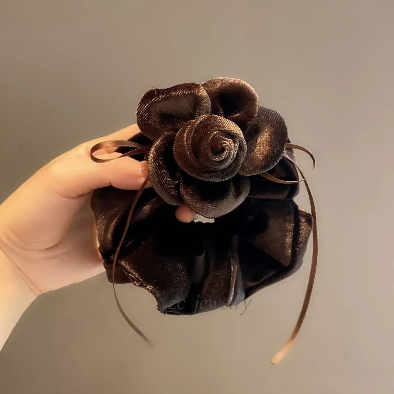 Korean Fashion Exquisite Rose Bud Bow Knot Hair Tie for Women High-End Elegant Back of Head Hair Rope Hair Accessory
Korean Fashion Exquisite Rose Bud Bow Knot Hair Tie for Women High-End Elegant Back of Head Hair Rope Hair Accessory