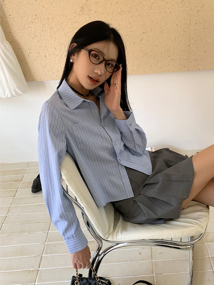 Retro Blue Striped irt Women's Spring Autumn Long Sve Slim Fit Korean Sle Commute Wind irt Collar Button up Top
Retro Blue Striped irt Women's Spring Autumn Long Sve Slim Fit Korean Sle Commute Wind irt Collar Button up Top