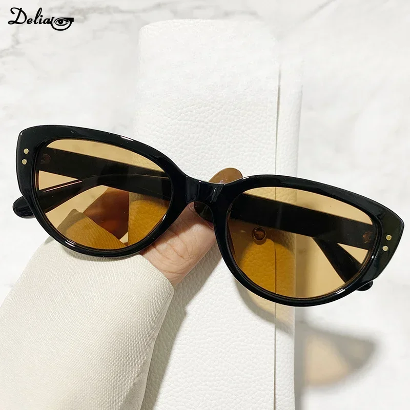 New Oval Triangle Sunglasses Women Luxury Brand Designer Cat Eye Sunglasses Female Male Black Yellow UV400 Sun Shades Glasses
New Oval Triangle Sunglasses Women Luxury Brand Designer Cat Eye Sunglasses Female Male Black Yellow UV400 Sun Shades Glasses