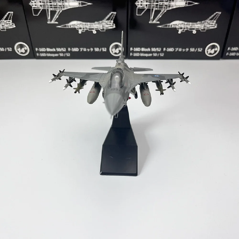Масштабная модель самолета F-16D Gripscale (F-16D «Призрак») ВВС Греции, 1/72, из литого сплава, военная модель, подарок для взрослых
Масштабная модель самолета F-16D Gripscale (F-16D «Призрак») ВВС Греции, 1/72, из литого сплава, военная модель, подарок для взрослых