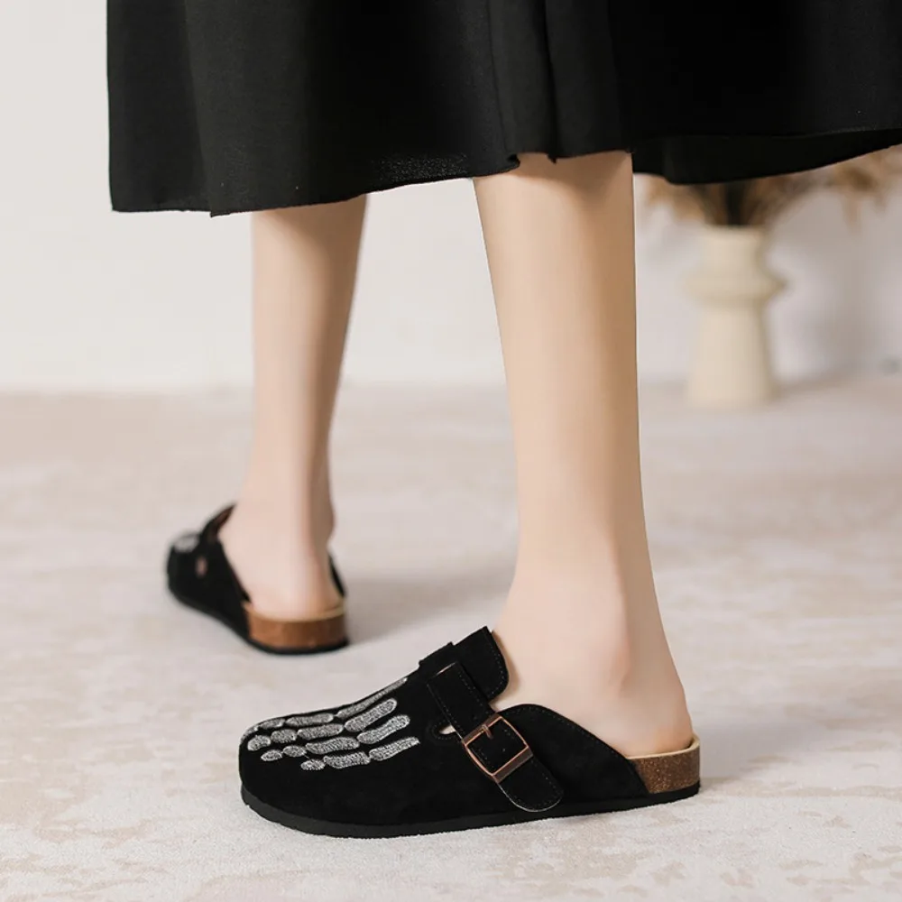 Женские полутапочки из замши с закрытым носком, весна-осень 2026, 3D-дизайн, унисекс, большие размеры, парные тапочки
Женские полутапочки из замши с закрытым носком, весна-осень 2026, 3D-дизайн, унисекс, большие размеры, парные тапочки